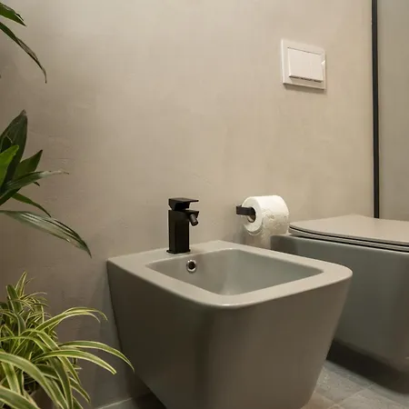 아파트 Ee Homes - Curated Design & Skyline Views *