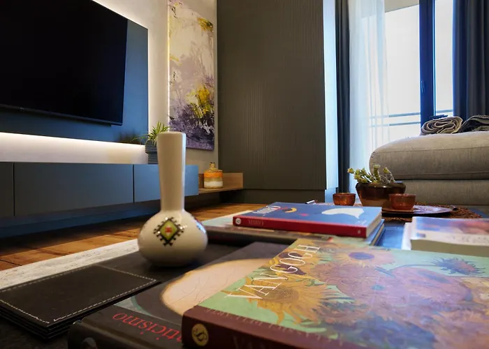 Ee Homes - Curated Design & Skyline Views Tirana