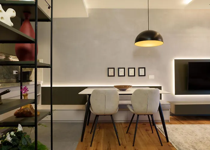 Ee Homes - Curated Design & Skyline Views * Tirana